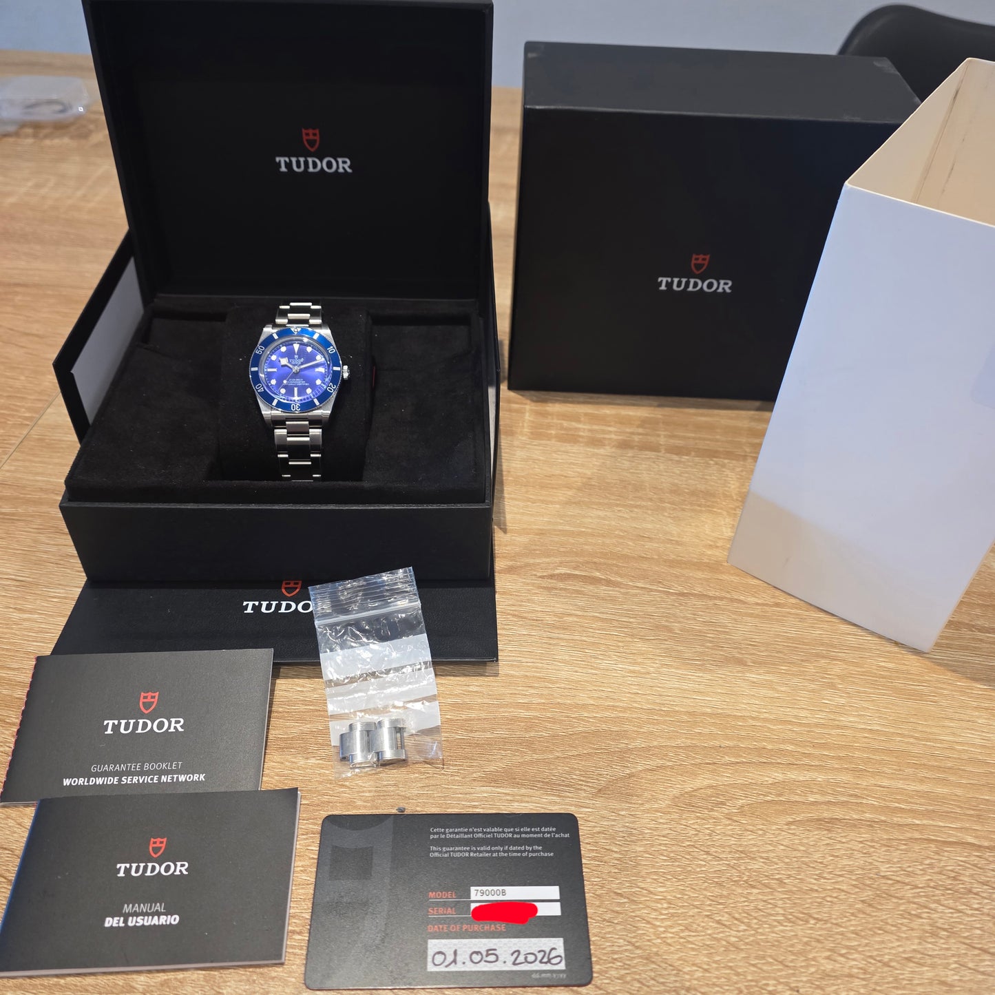 Tudor Black Bay 54 79000b 37mm