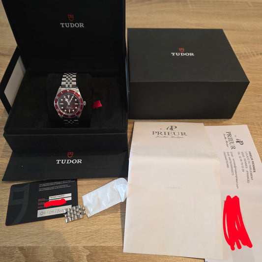 TUDOR BLACK BAY 58 BURGUNDY 39MM REF : 7939A1A0RU
