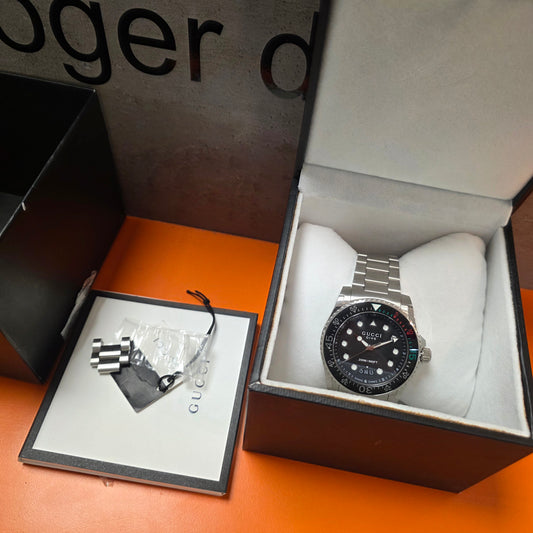 Gucci dive watch