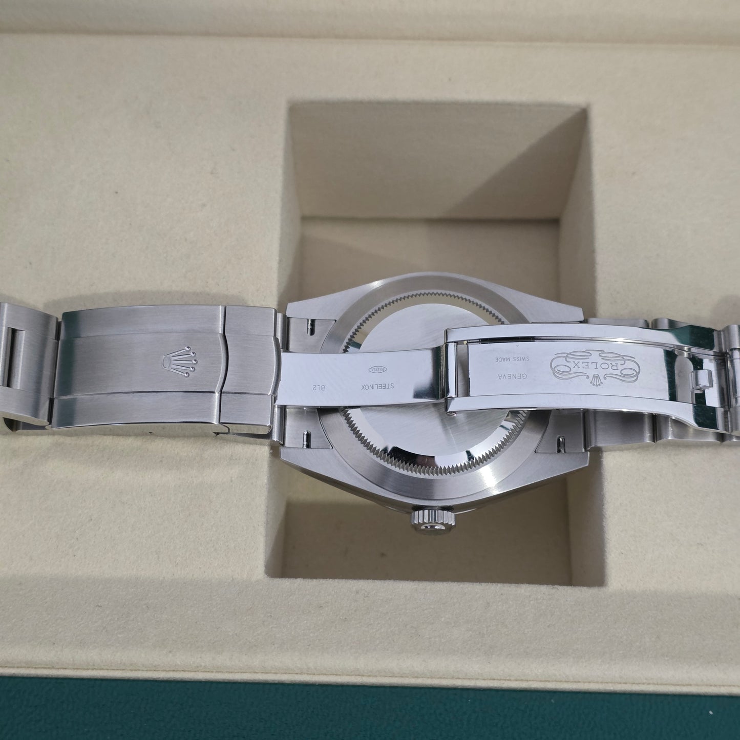 Rolex Oyster Perpetual 134300 NEUVE