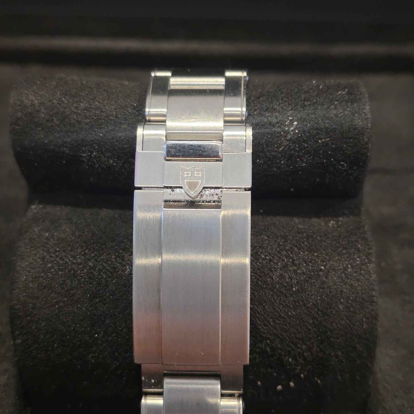 Tudor Black Bay 54 79000b 37mm