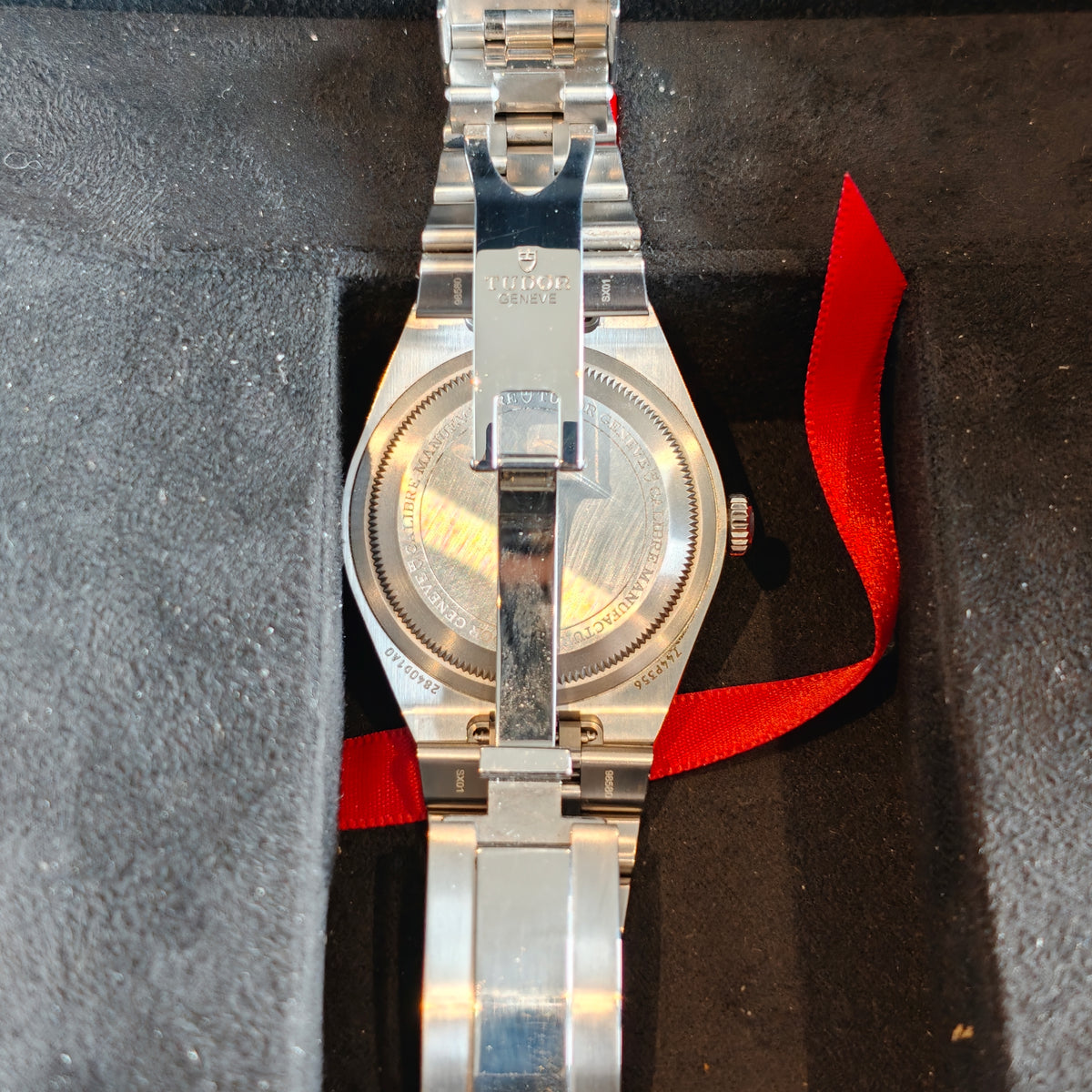 Tudor Royal Olive 40mm réf : 2840D1A0