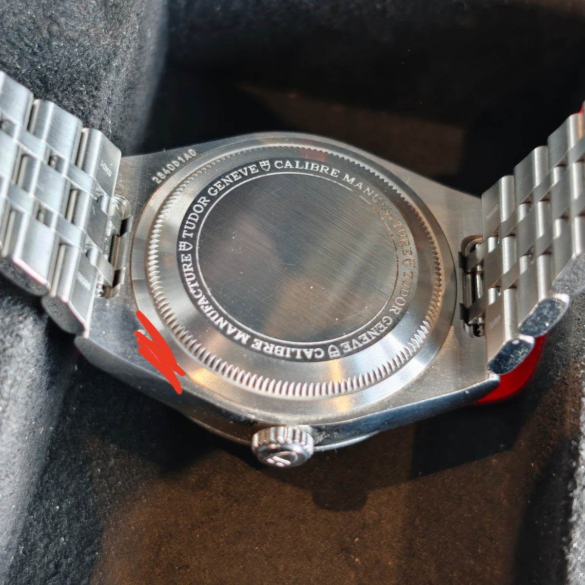 Tudor Royal Olive 40mm réf : 2840D1A0