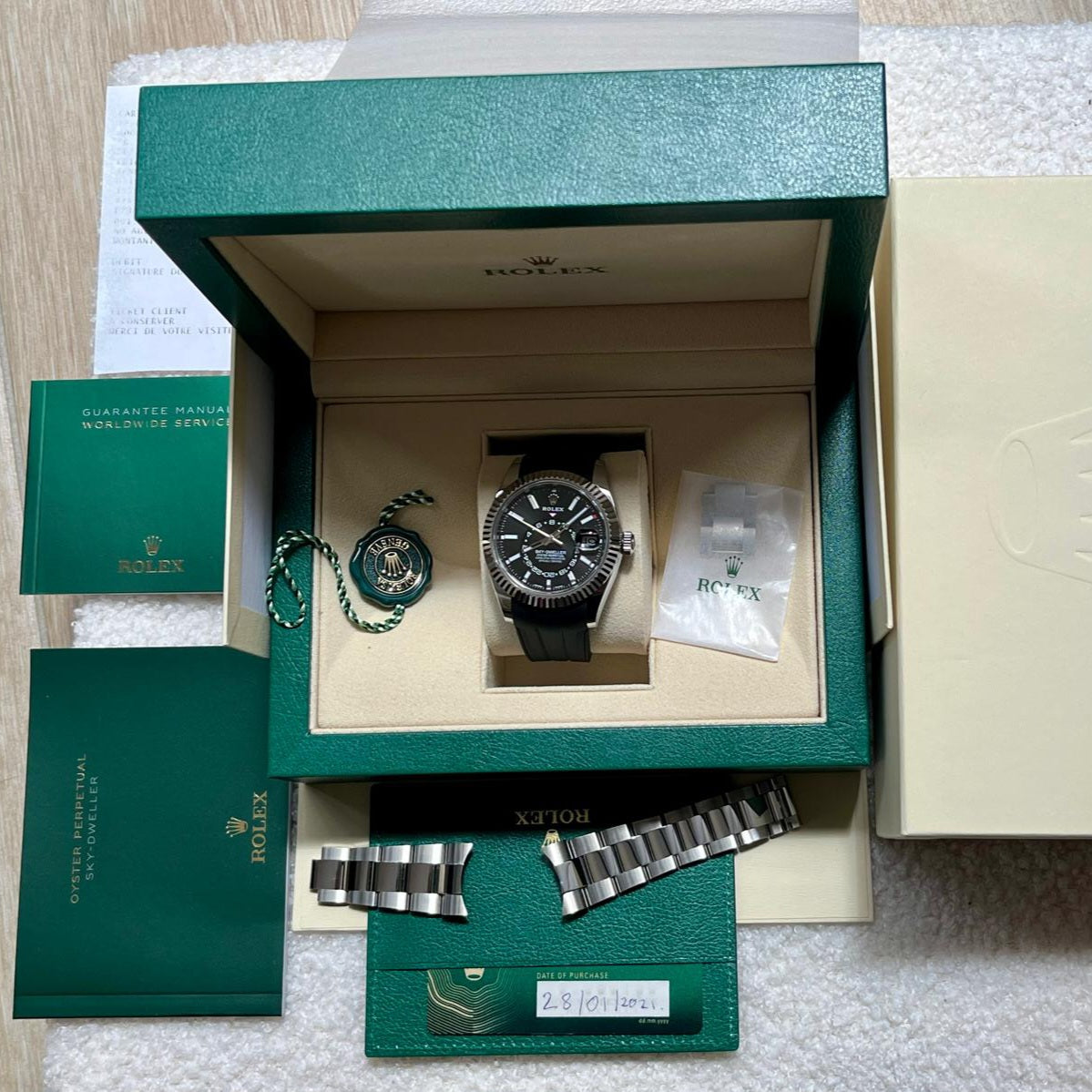 Rolex Sky Dweller ref : 326934 BRACELET OYSTER NEUF