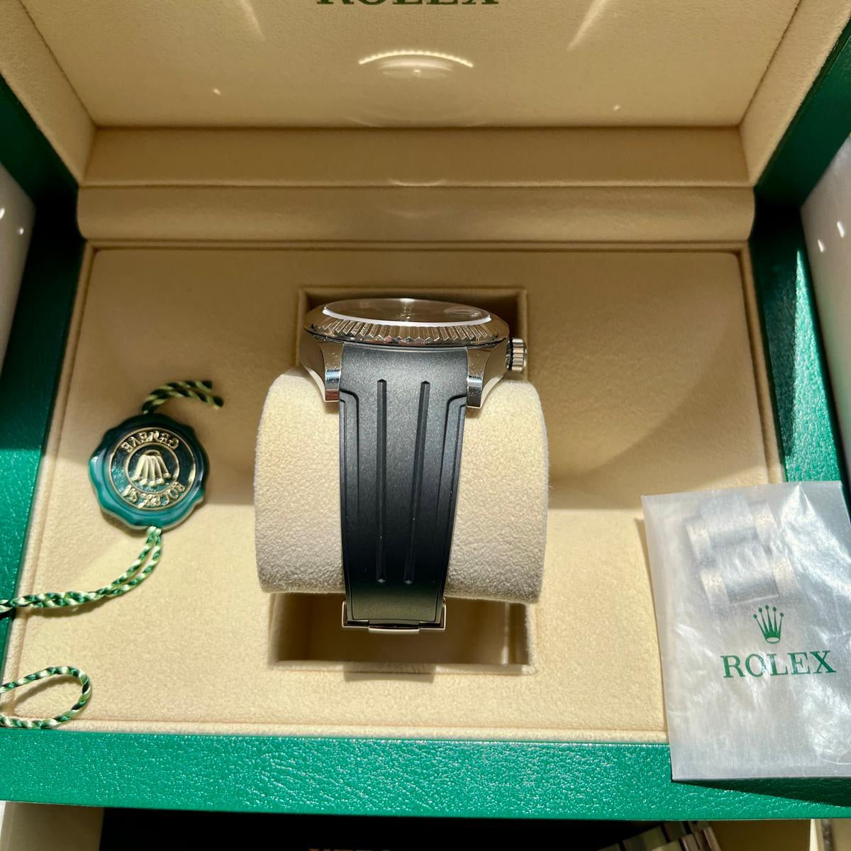 Rolex Sky Dweller ref : 326934 BRACELET OYSTER NEUF