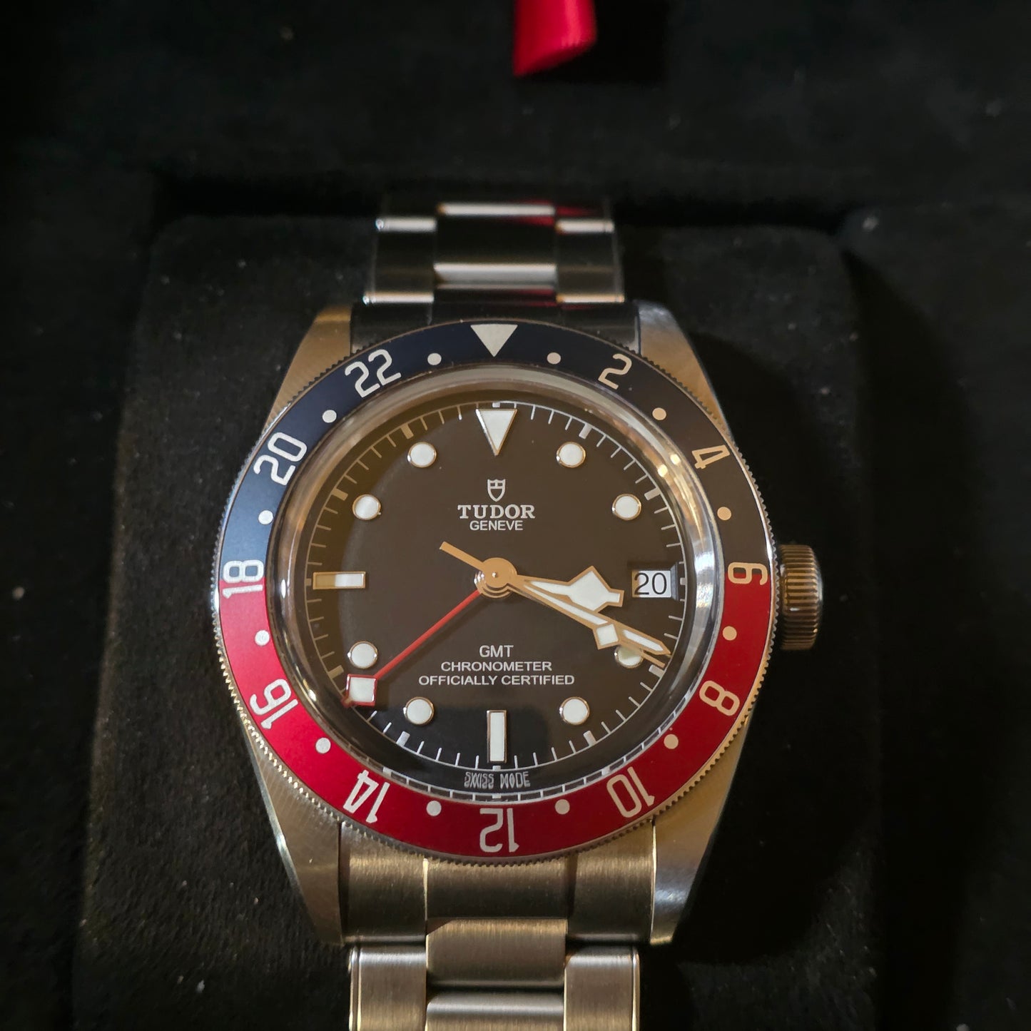 Tudor Black Bay GMT 79830rb 41mm