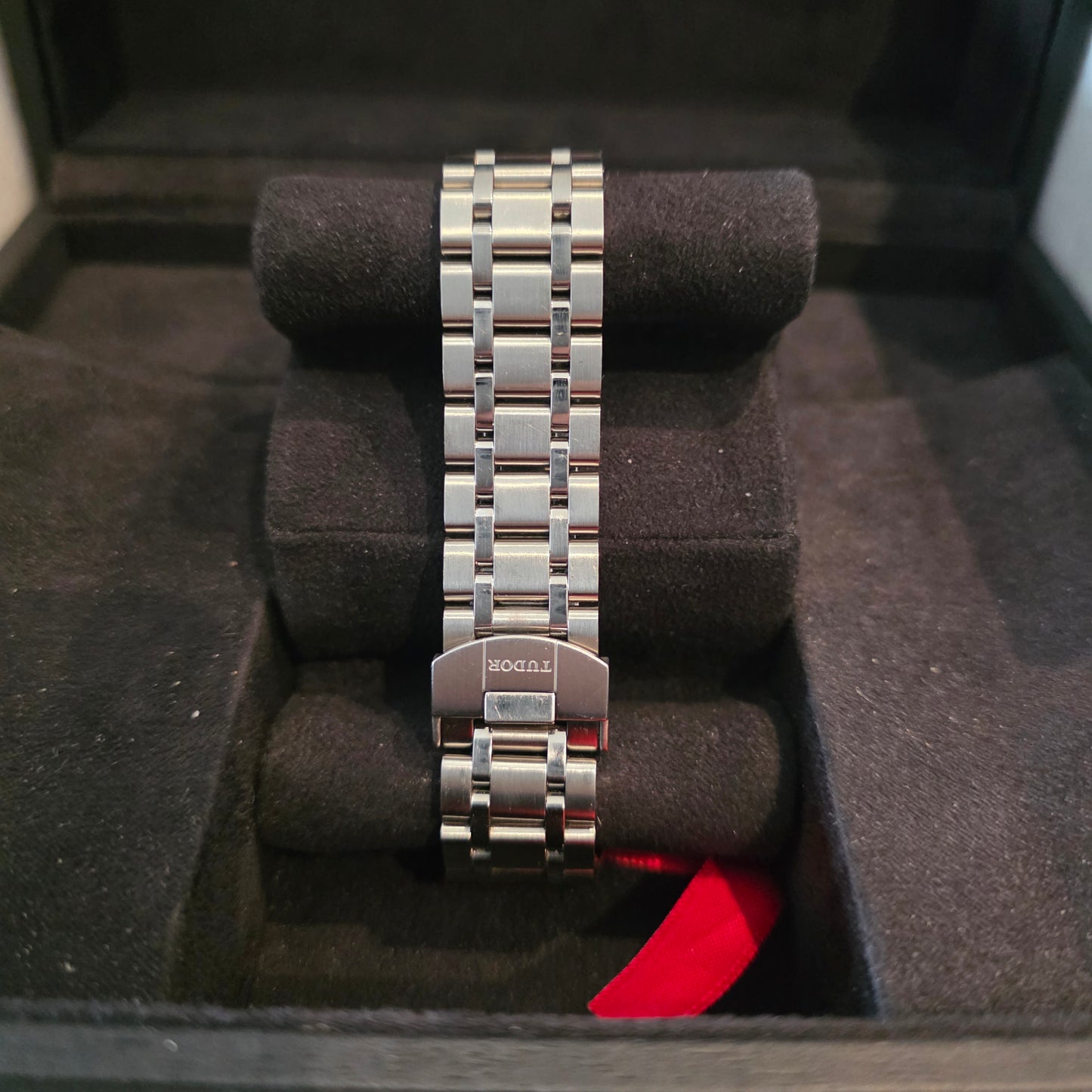 TUDOR ROYAL 41MM REF : 28600