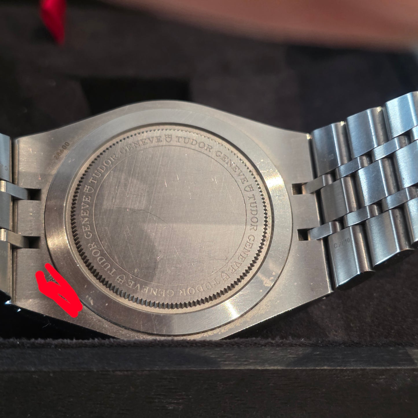 TUDOR ROYAL 41MM REF : 28600
