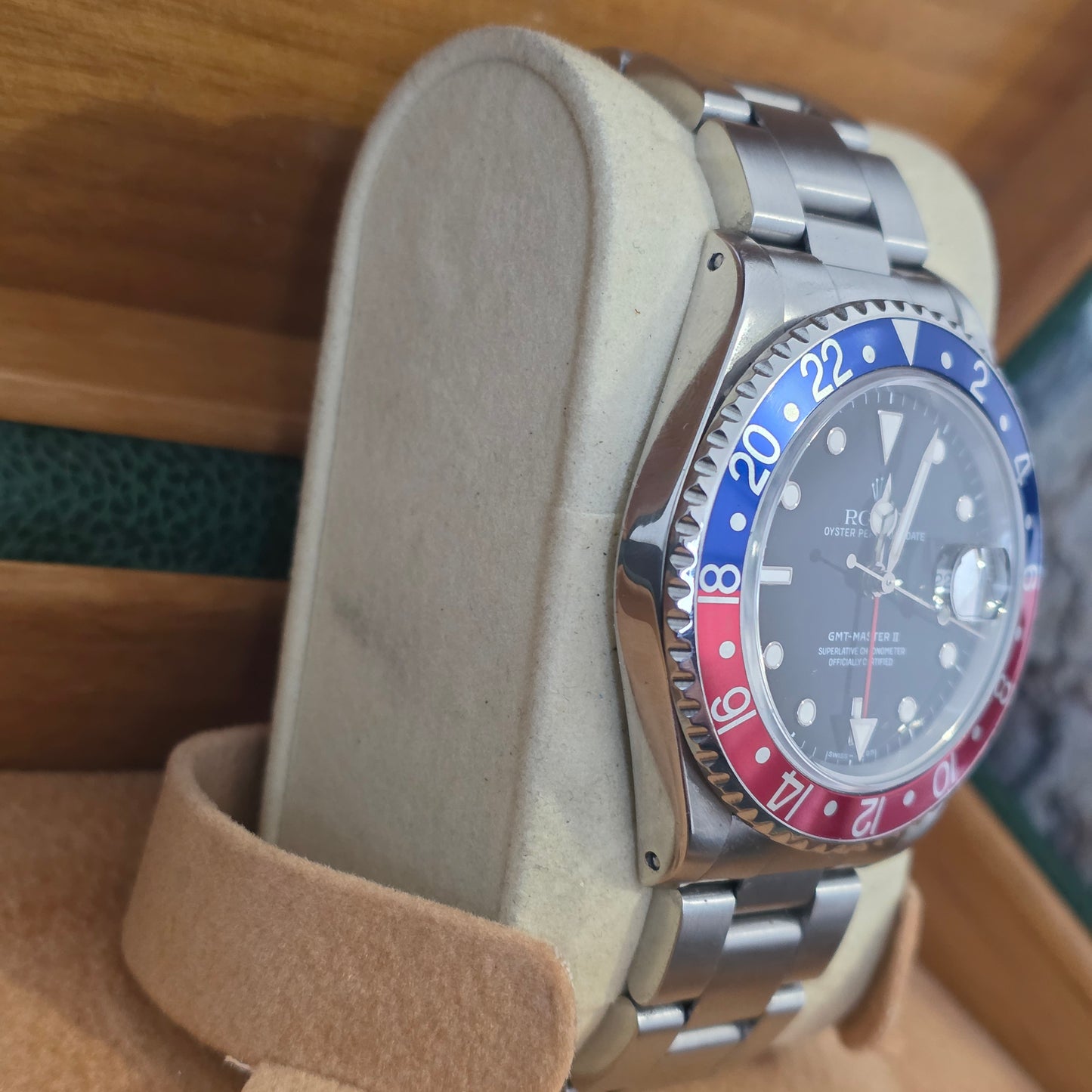 Rolex GMT MASTER II Ref : 16710