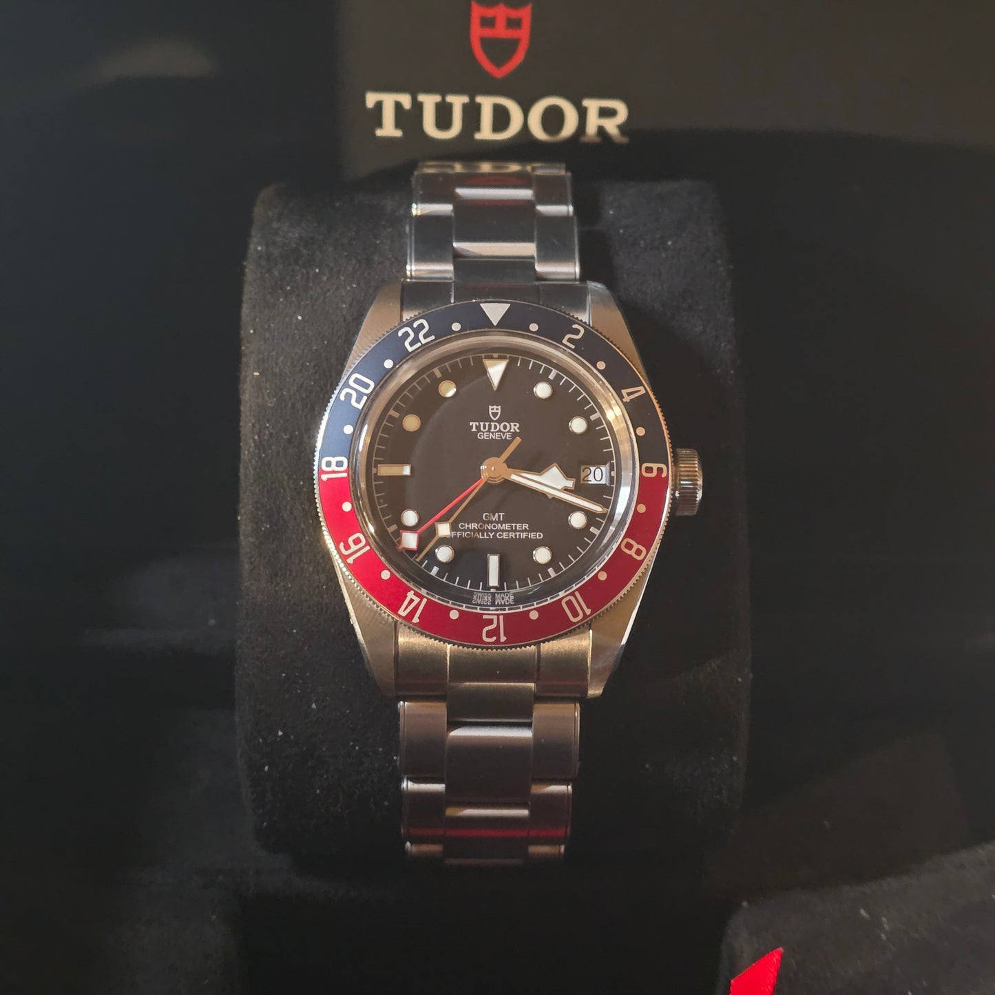 Tudor Black Bay GMT 79830rb 41mm