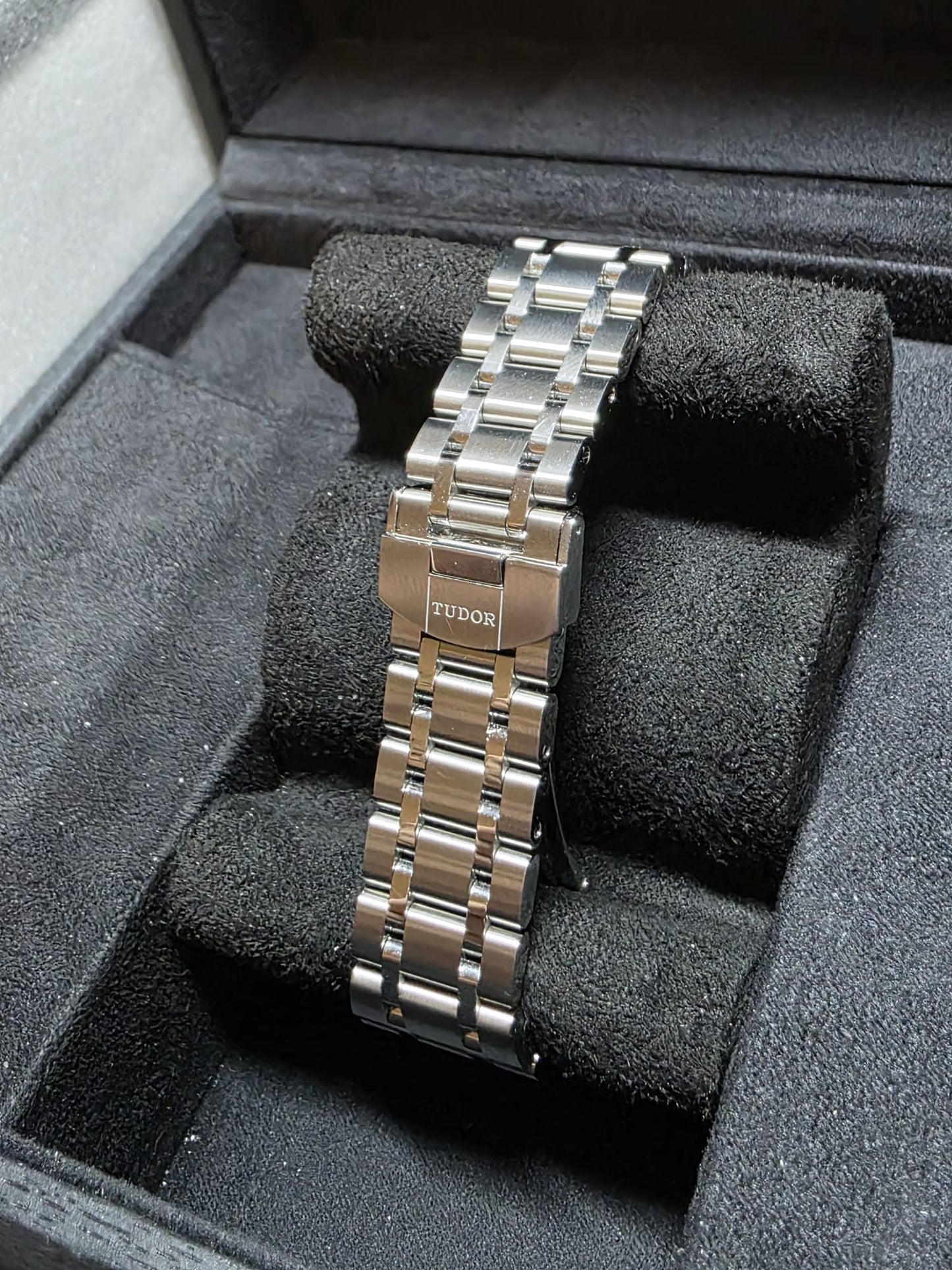 TUDOR ROYAL 41mm m28600-0009