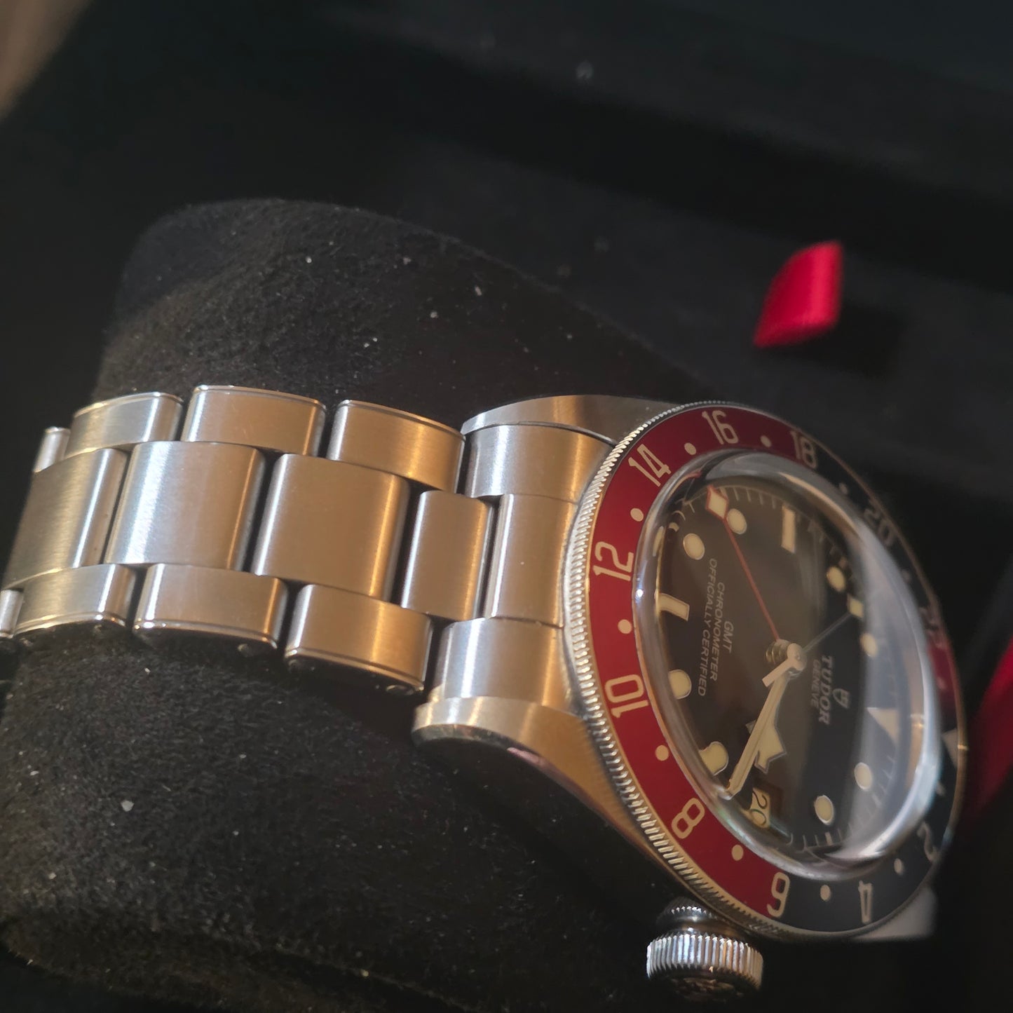 Tudor Black Bay GMT 79830rb 41mm