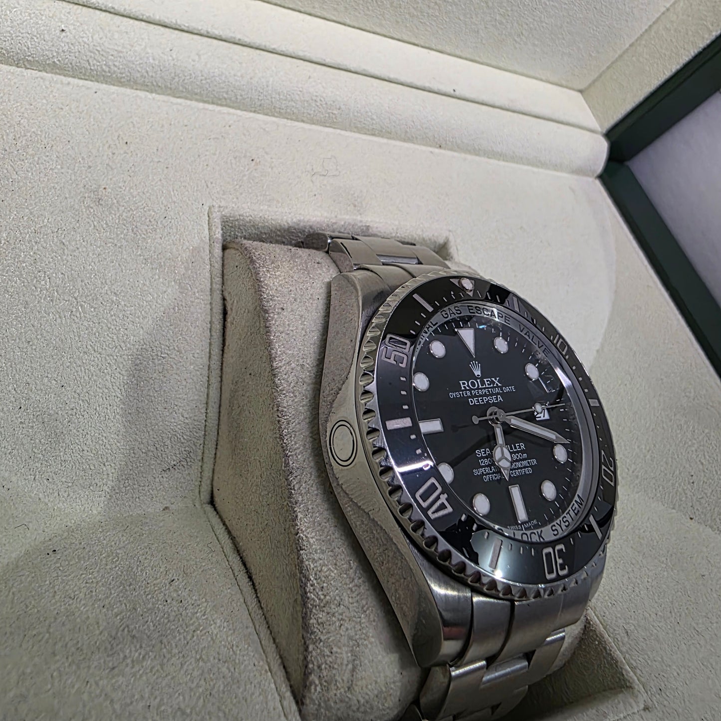 Rolex Sea Dweller DEEPSEA ref : 116660